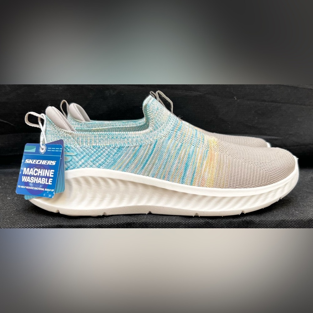 WOMEN'S SKECHERS GO WALK NOW - TRISHA Size 8.5